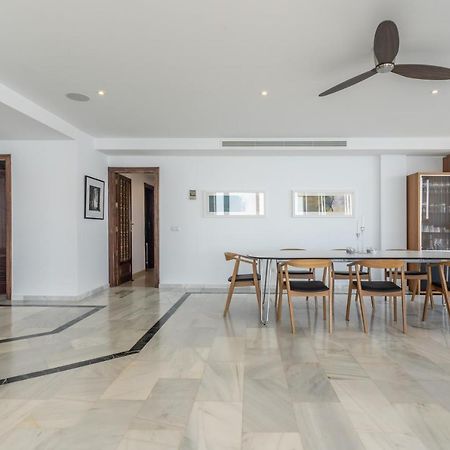 Unique First Line Apartment Марбелья Экстерьер фото
